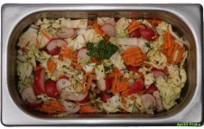 Salát - zeleninový s ředkvičkami 1 kg
