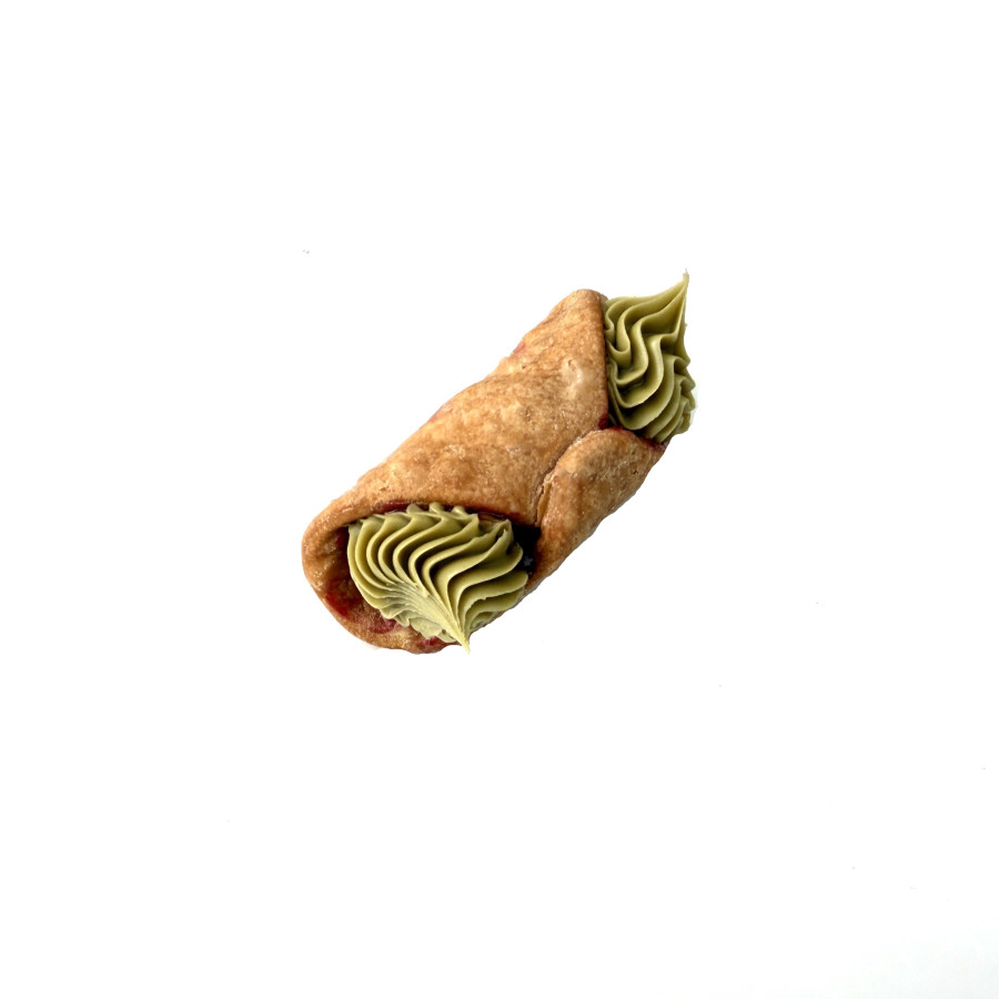 Mini italské cannoli s belgickou pistáciovou čokoládou a višňovým džemem
